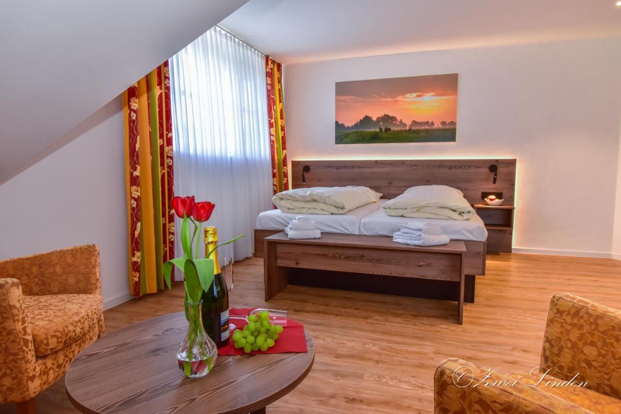 Hotel Zwei Linden - Links Der Elbe - Niedersachsen Balje ภายนอก รูปภาพ