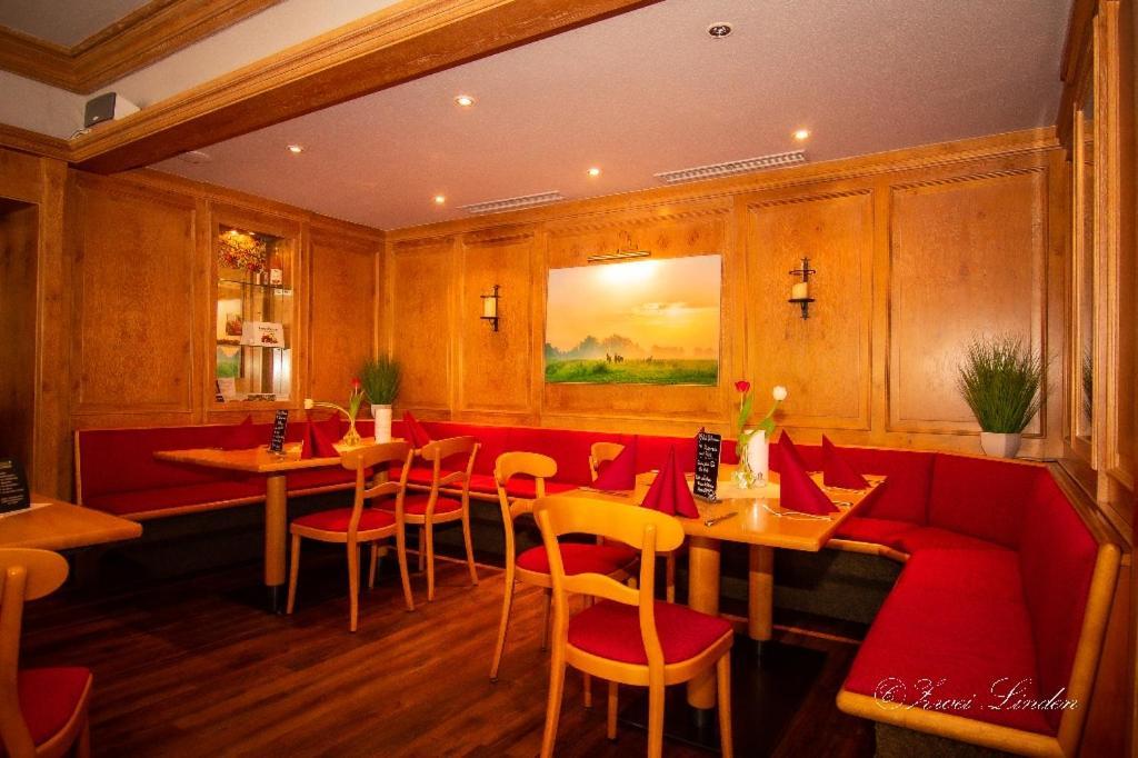 Hotel Zwei Linden - Links Der Elbe - Niedersachsen Balje ภายนอก รูปภาพ
